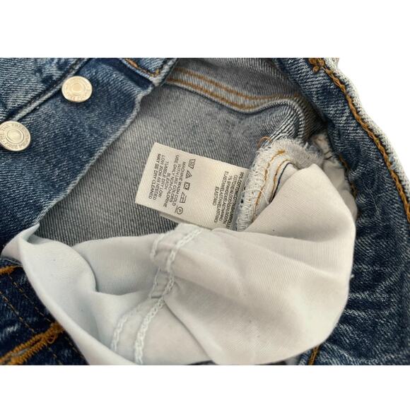 We The Free Distressed Button Fly Raw Cut High rise Mom Jean Size 2 or 26 - EUC - Picture 8 of 12